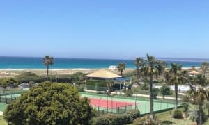 En venta apartamento duplex en la urbanización Mar de Plata.