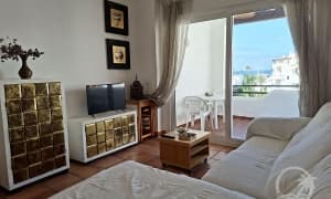 En Venta: Exclusivo Apartamento con Vistas al Mar en Bahía de la Plata.